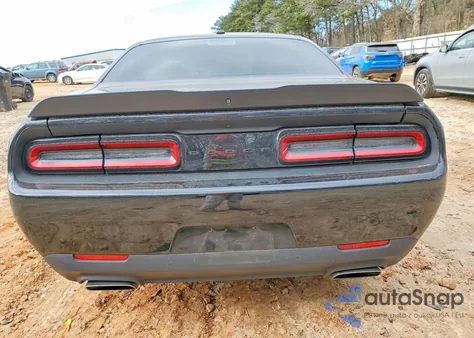 2021 Dodge Challenger R/T z USA, uszkodzony, nr VIN 2C3CDZBTXMH684218